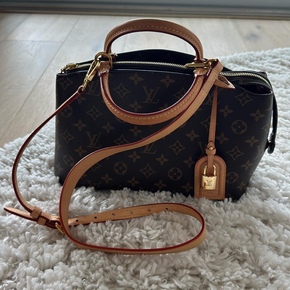 Louis Vuitton Petit Palais PM AUTHENTIC Handbag